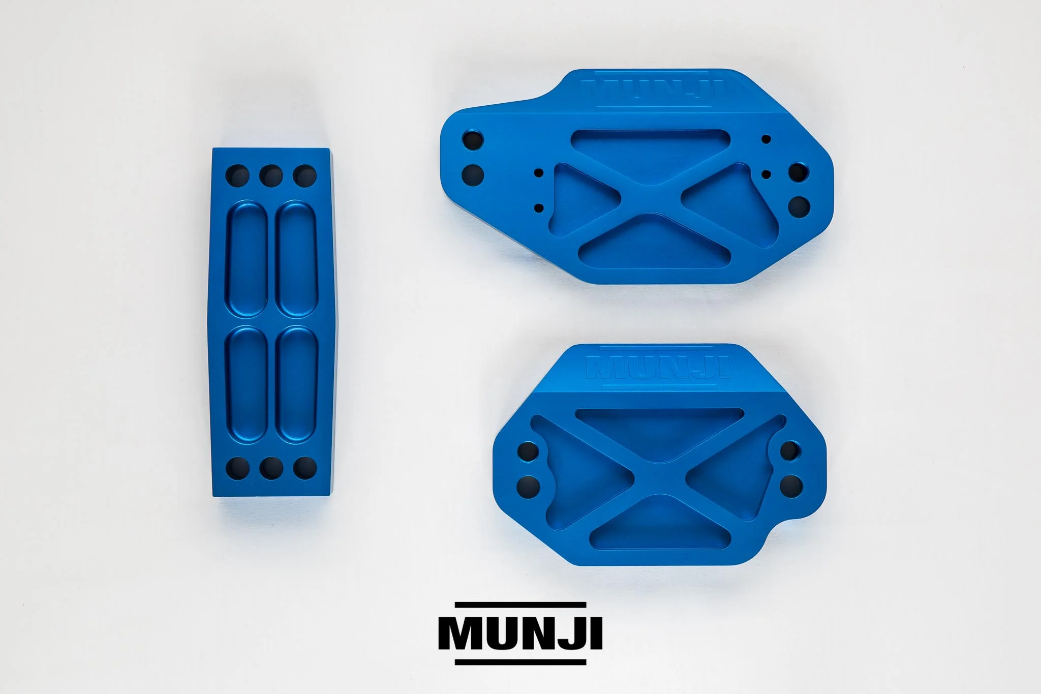 Holden Colorado (2008-2012) 1" Engine Lift Kit (RA7, RC, Early D-Max Shape) - Munji - Image 2