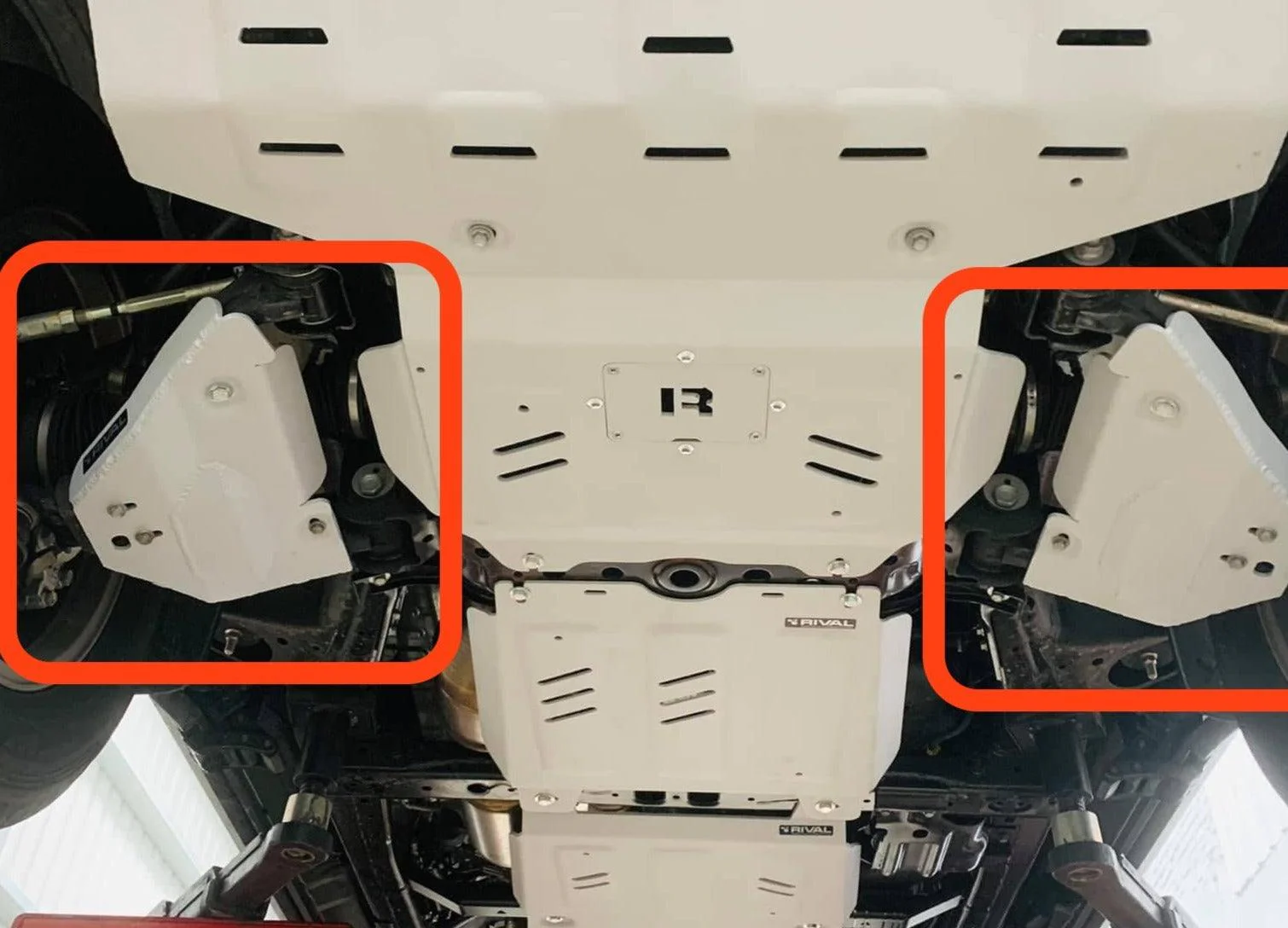 Toyota Hilux (2015-2024) Aluminium Lower Control Underbody Armour Toyota Hilux 2015-On - Image 3