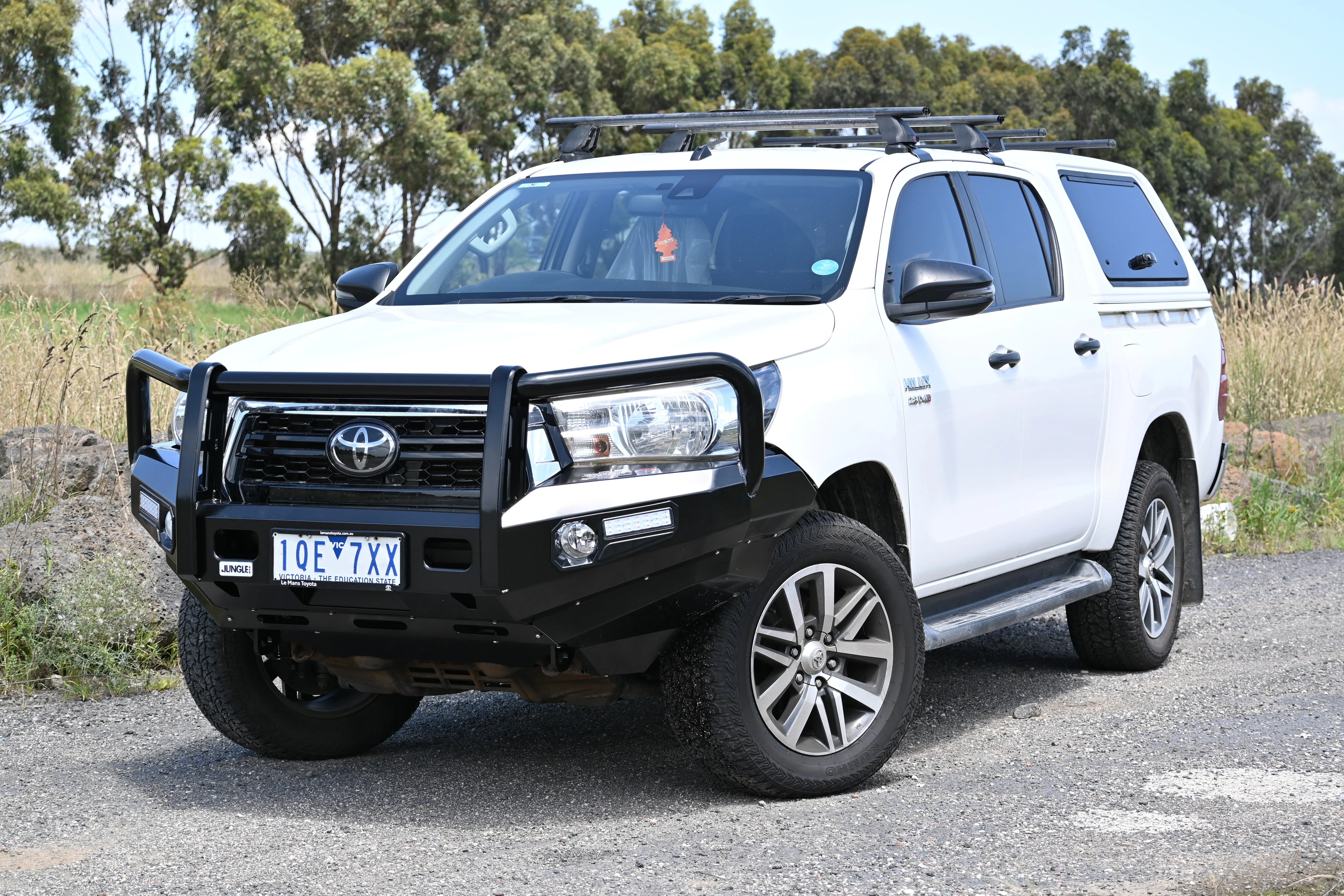 Toyota Hilux (2018-2020) HUN n80 Jungle 4x4 Commercial Bull Bar