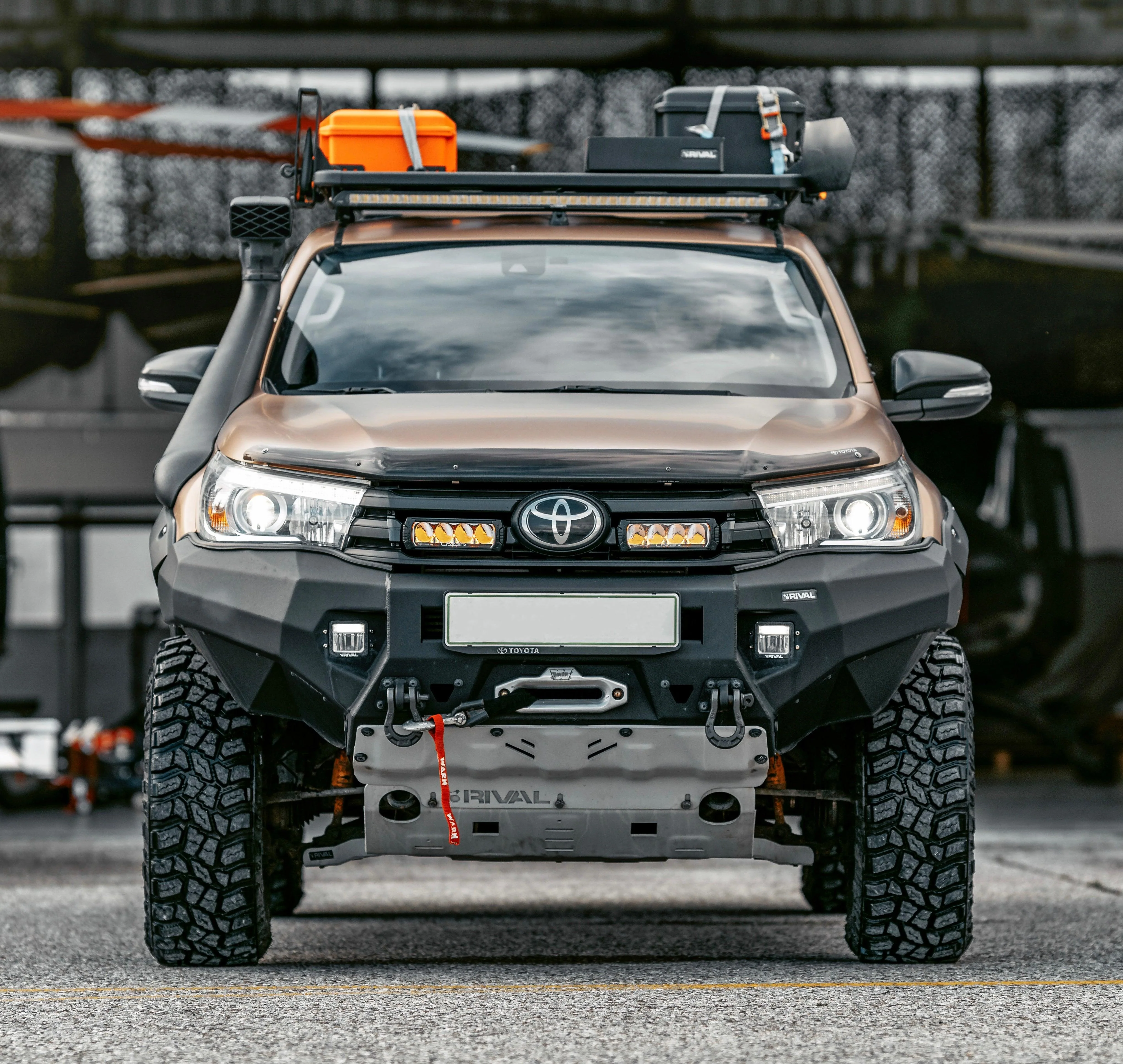Toyota Hilux (2015-2018) Aluminium Front Bumper Toyota Hilux 2015-2018 - Image 4