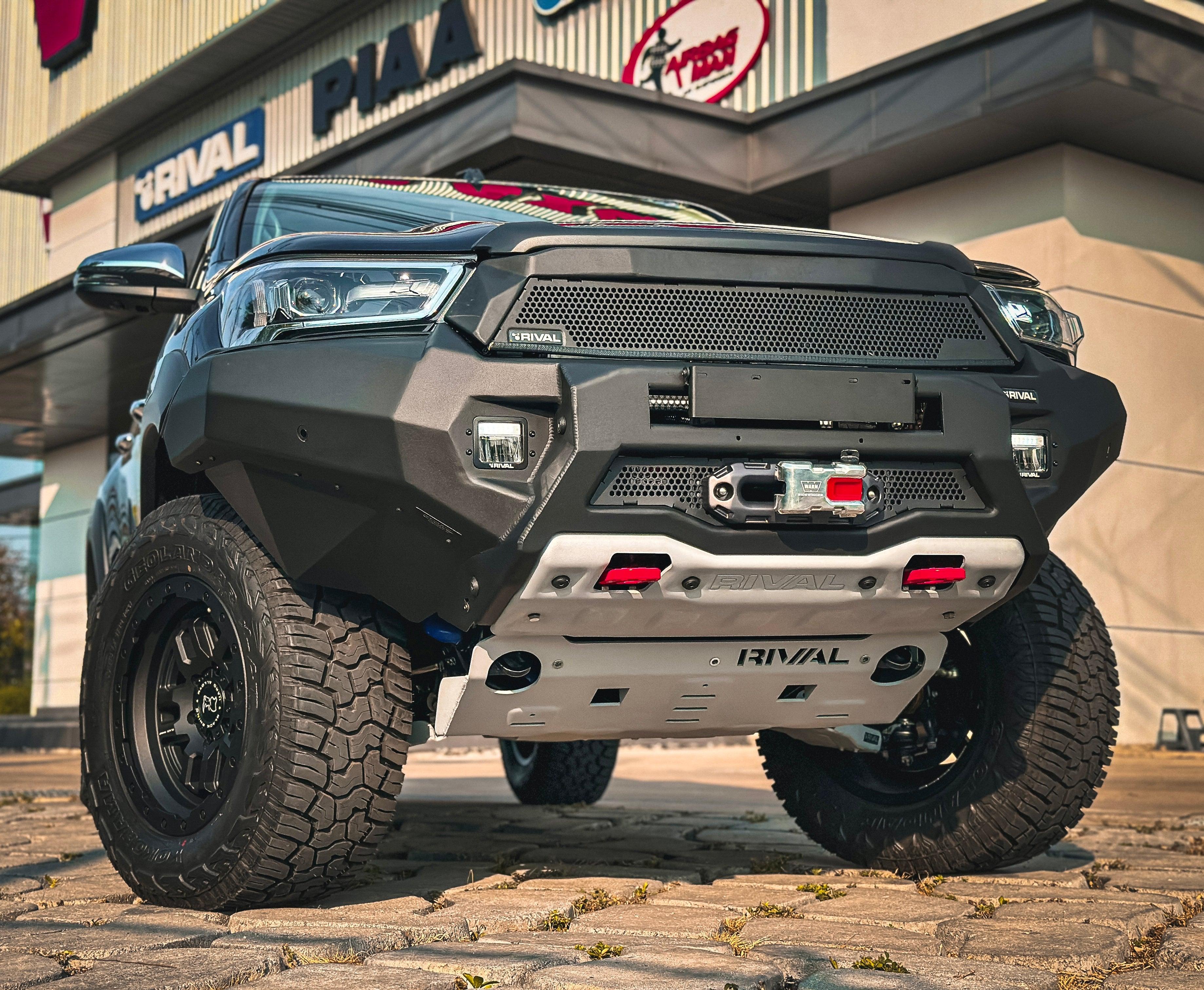 Toyota Hilux (2021-04/2024) Aluminium Front Bumper Toyota Hilux - Image 10