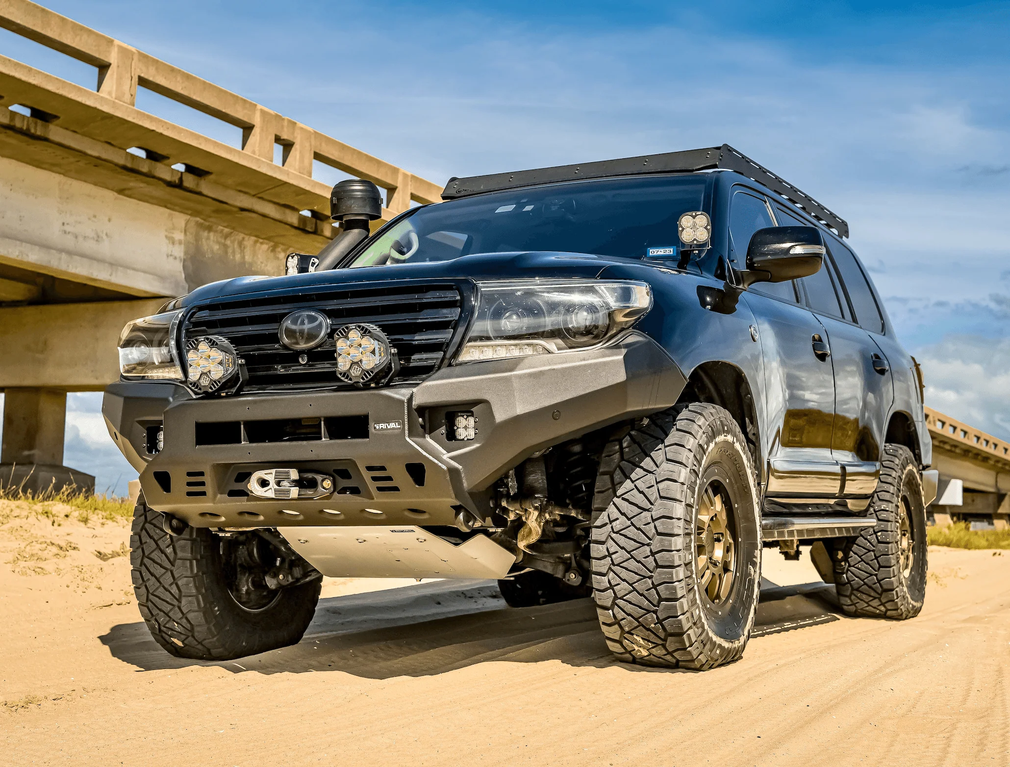 Toyota Landcruiser 200 Series (2009-2015) Aluminium Front Bumper Toyota Land Cruiser 200 Pre-Facelift 2009-2015 - Image 3
