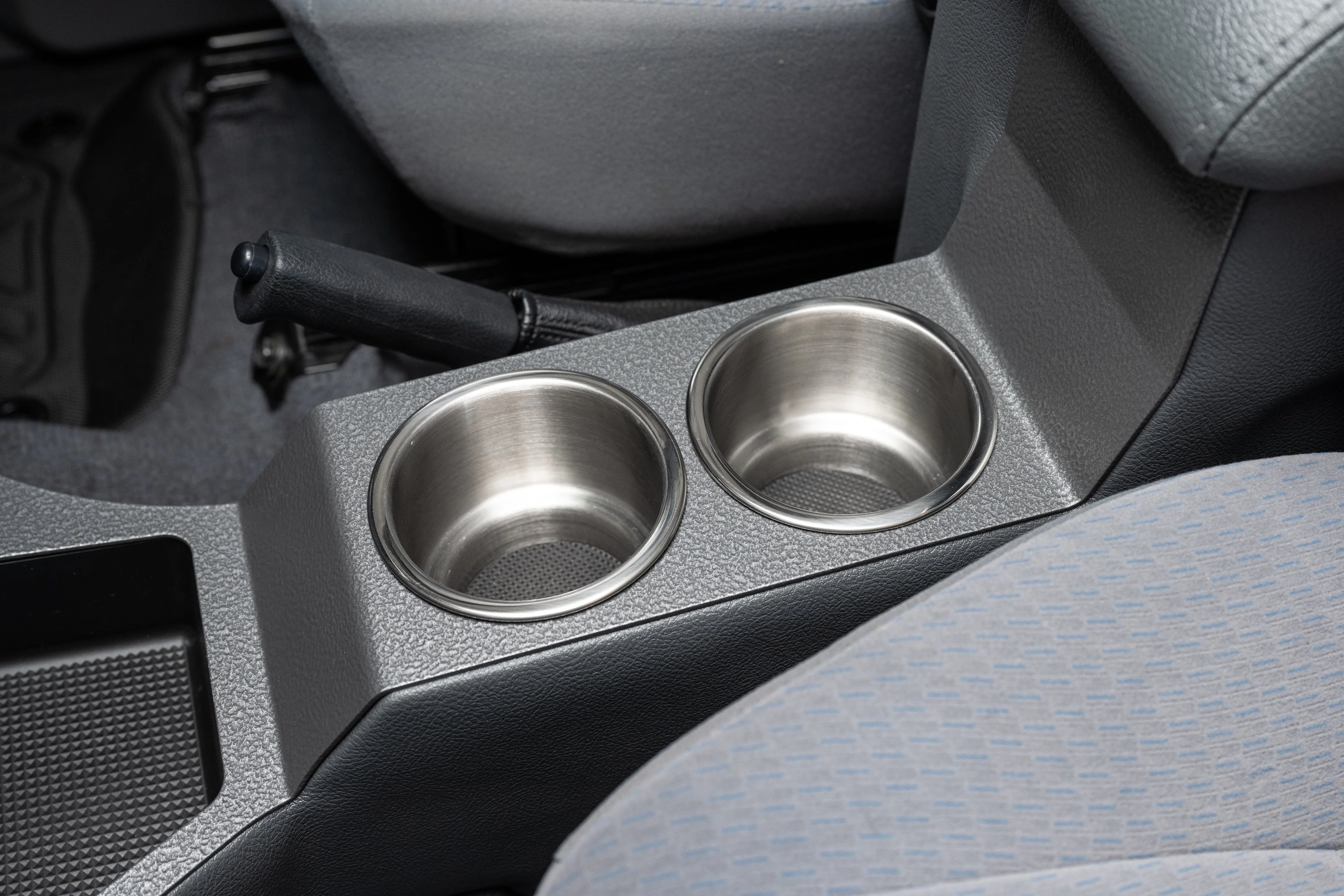 Toyota Landcruiser (2002-2025) 70 Series Full Length Centre Console – with Universal Wireless Phone Charger - Image 5