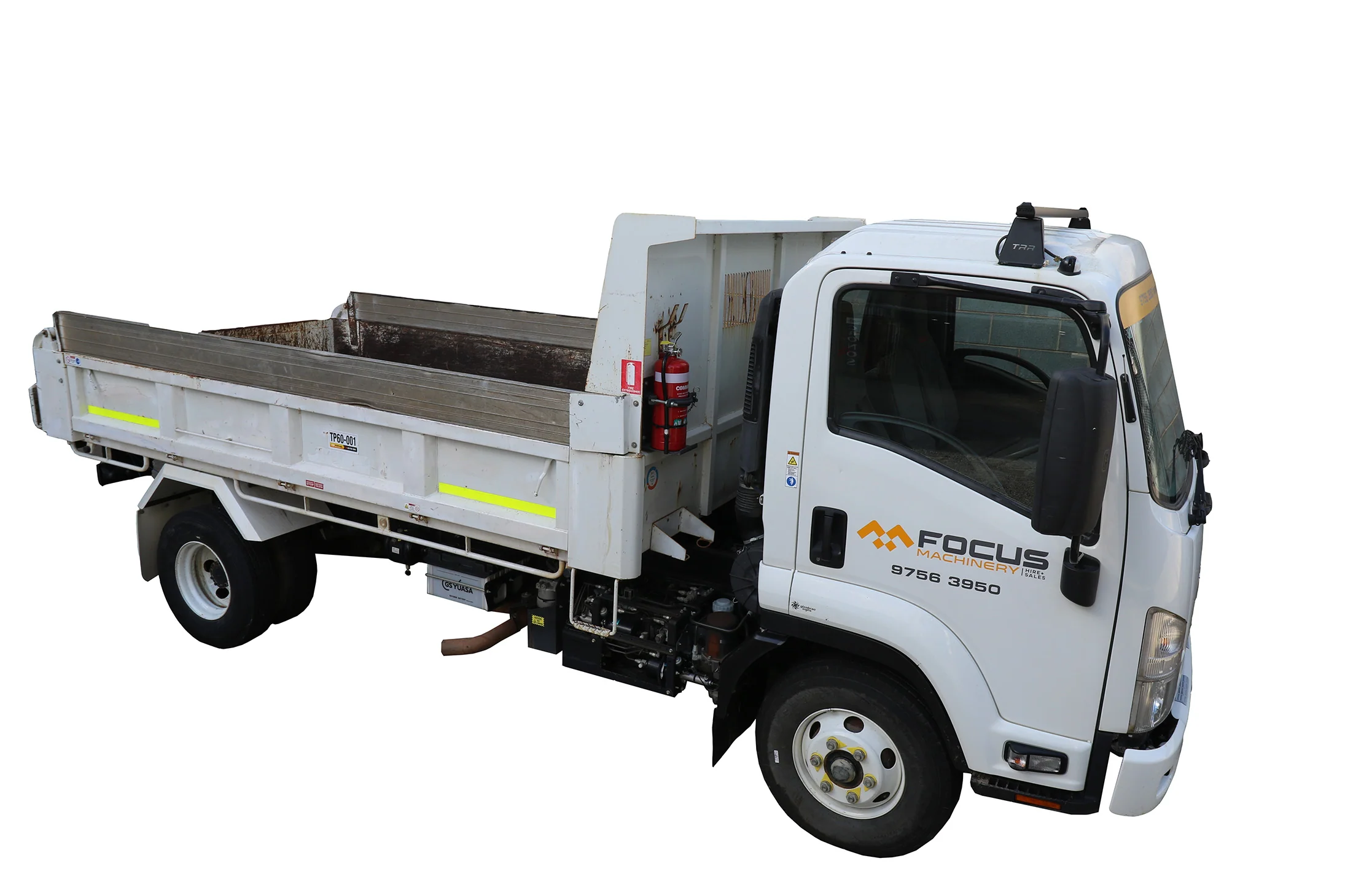 Isuzu N Series truck Dual Cab Flat (2006 – Current) Trademax Crossbars x 1 Wedgetail - Image 3