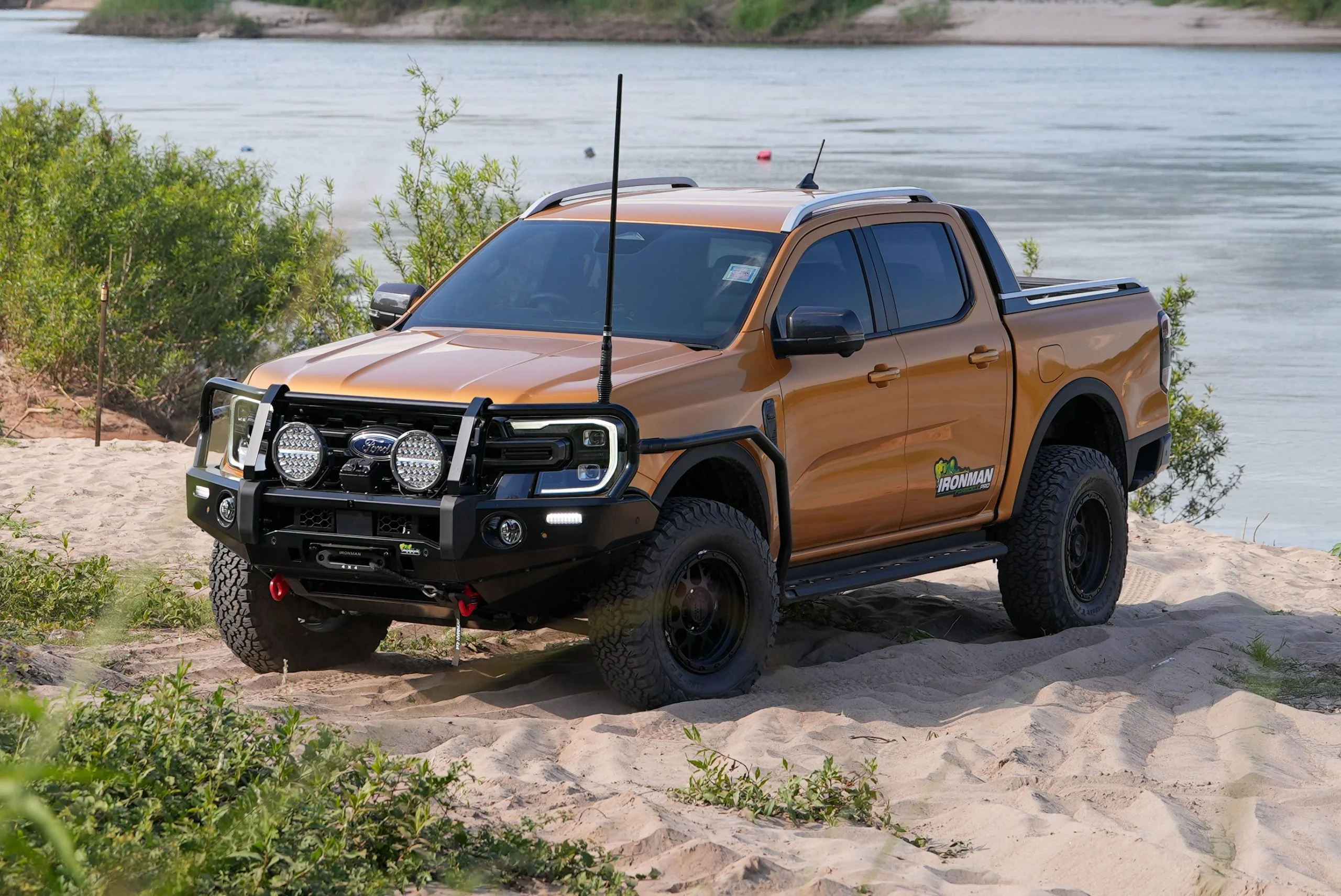 Toyota Landcruiser 79 series (2012-2020) Dual Cab - Ironman Side Steps - SS019-D - Image 3