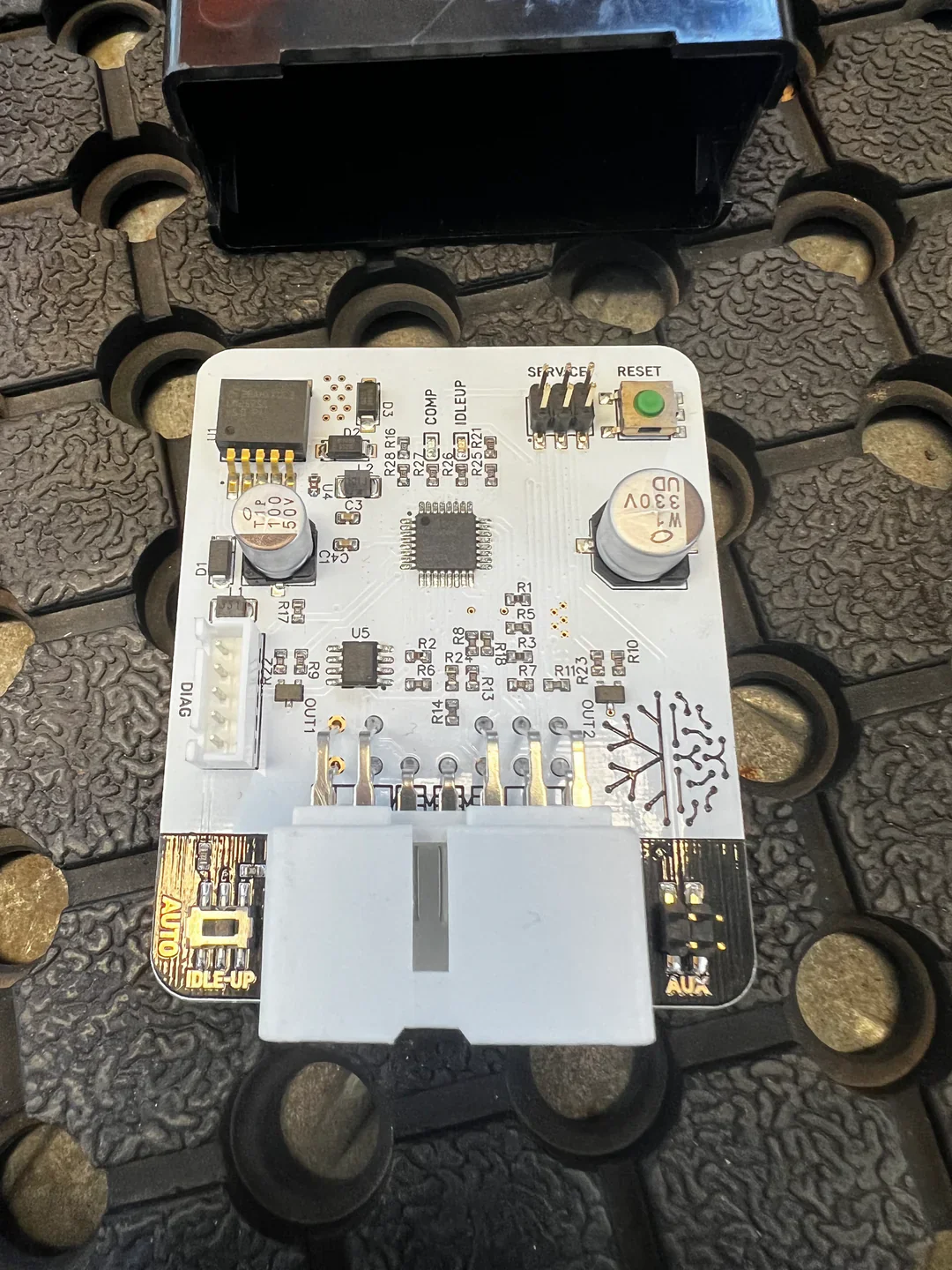Toyota Landcruiser (2007-2024) VDJ 70 Series AC Amplifier - Image 8