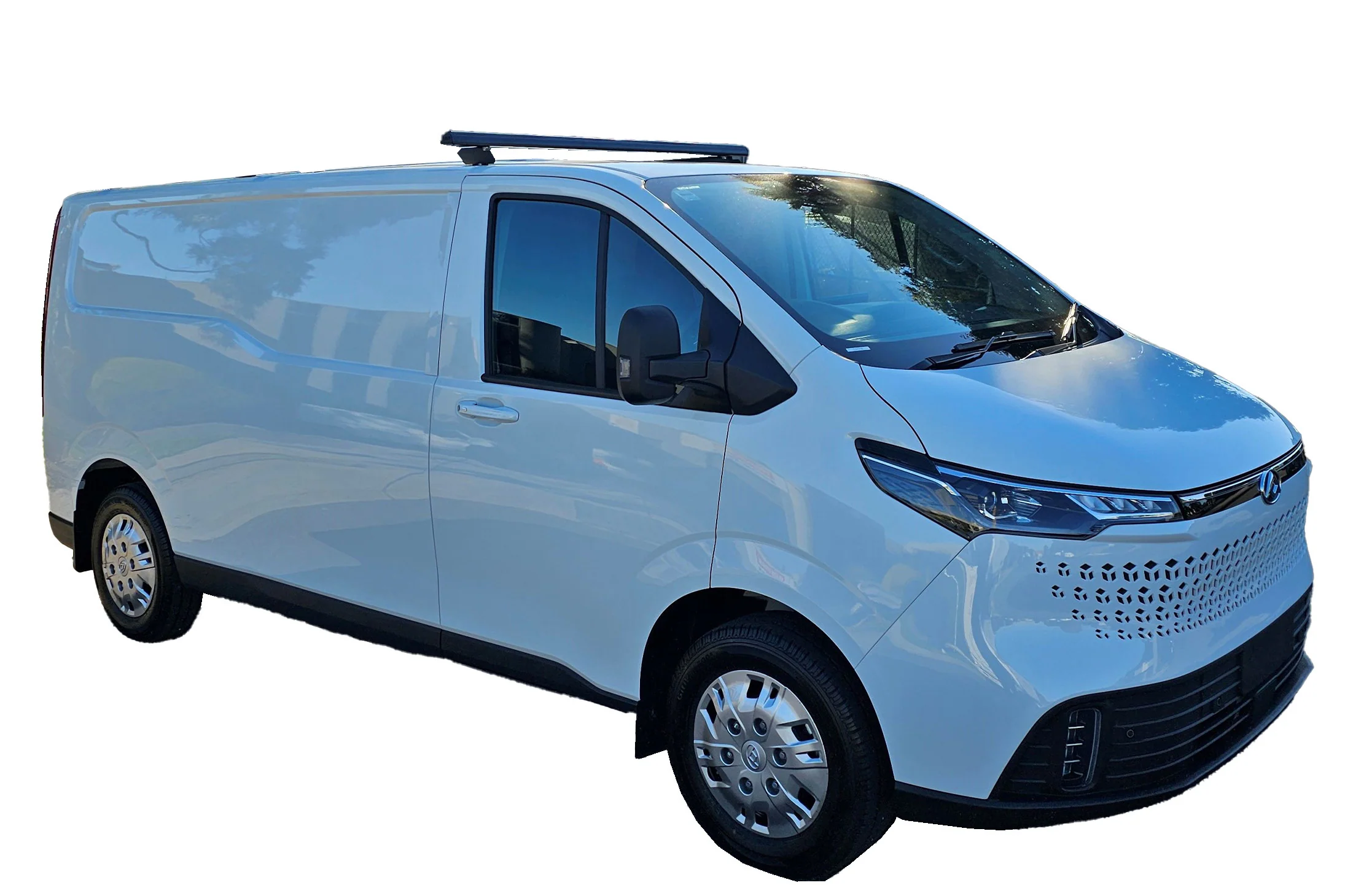 LDV Deliver 7 LWB L/Roof (01/24 – Current) Trademax Crossbars x 1 Wedgetail - Image 2