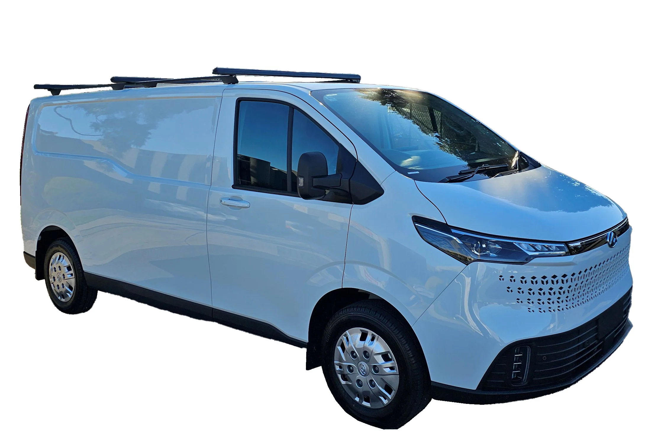 LDV Deliver 7 LWB L/Roof (01/24 – Current) Trademax Crossbars x 3 Wedgetail - Image 2