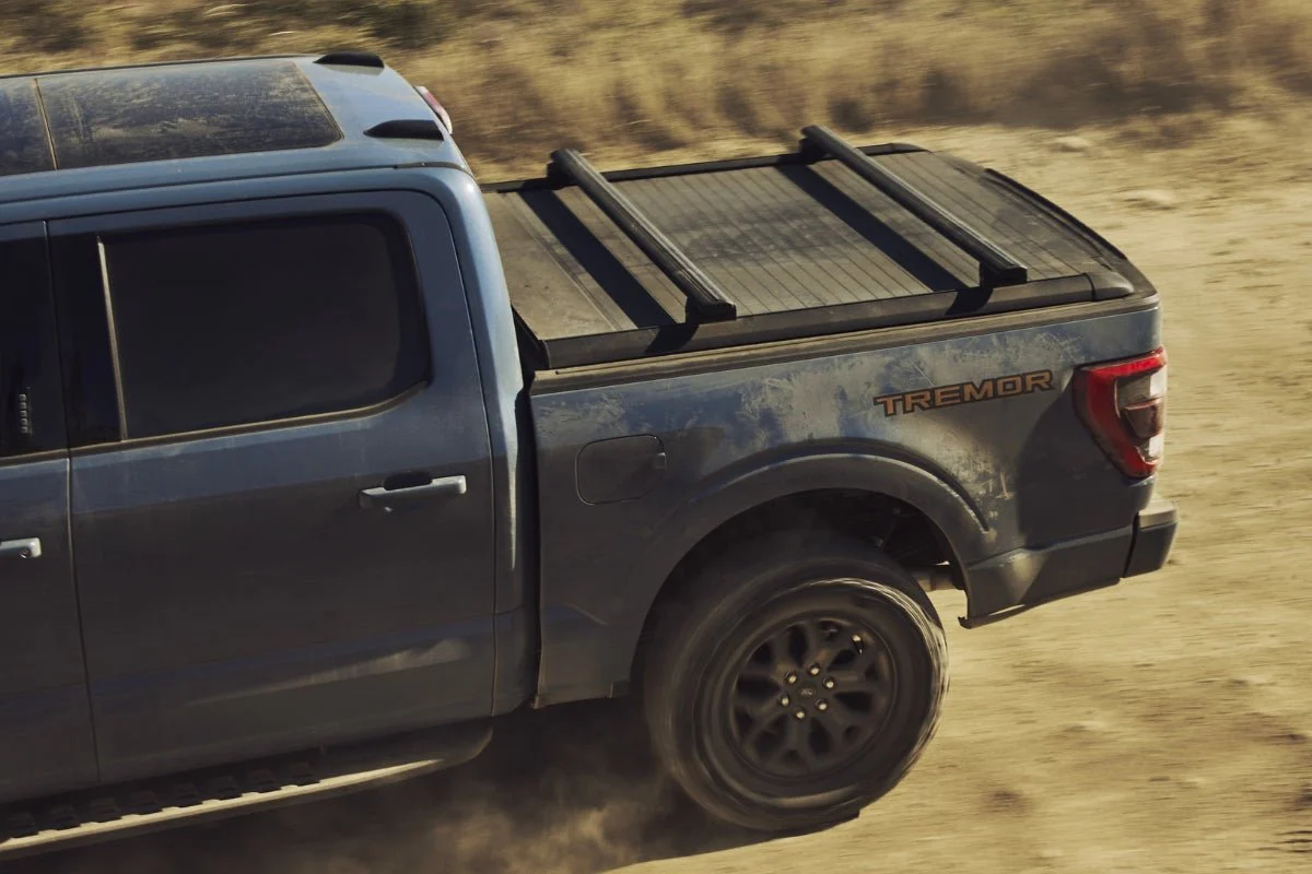 Chevrolet Silverado 1500 (2019-2026) Manual Roll Cover - Chevrolet Silverado 1500 2019+ - Image 2