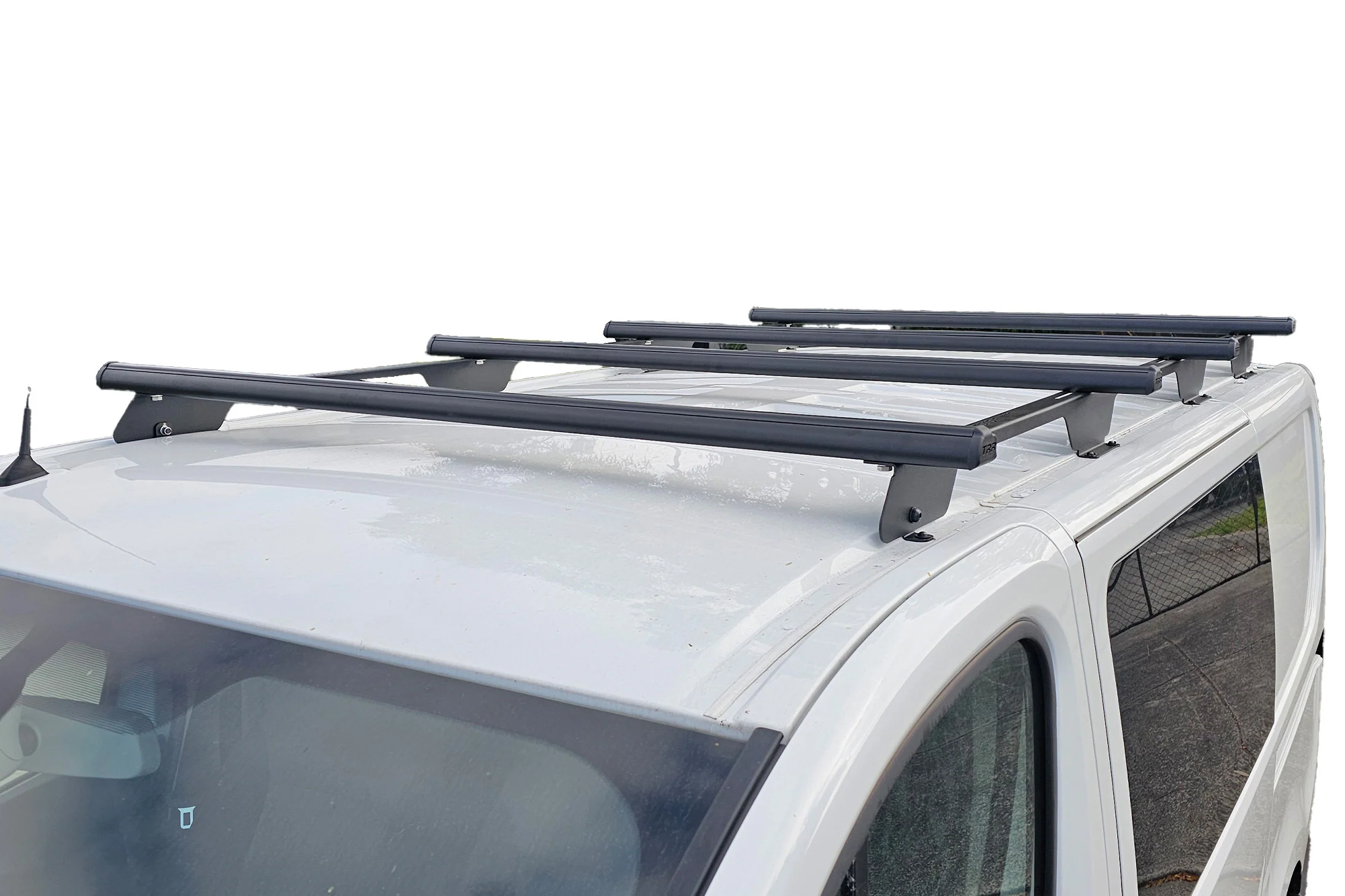 Mitsubishi Express (2015 – Current) SWB Trademax Wedgetail Crossbars x 4 - Image 3