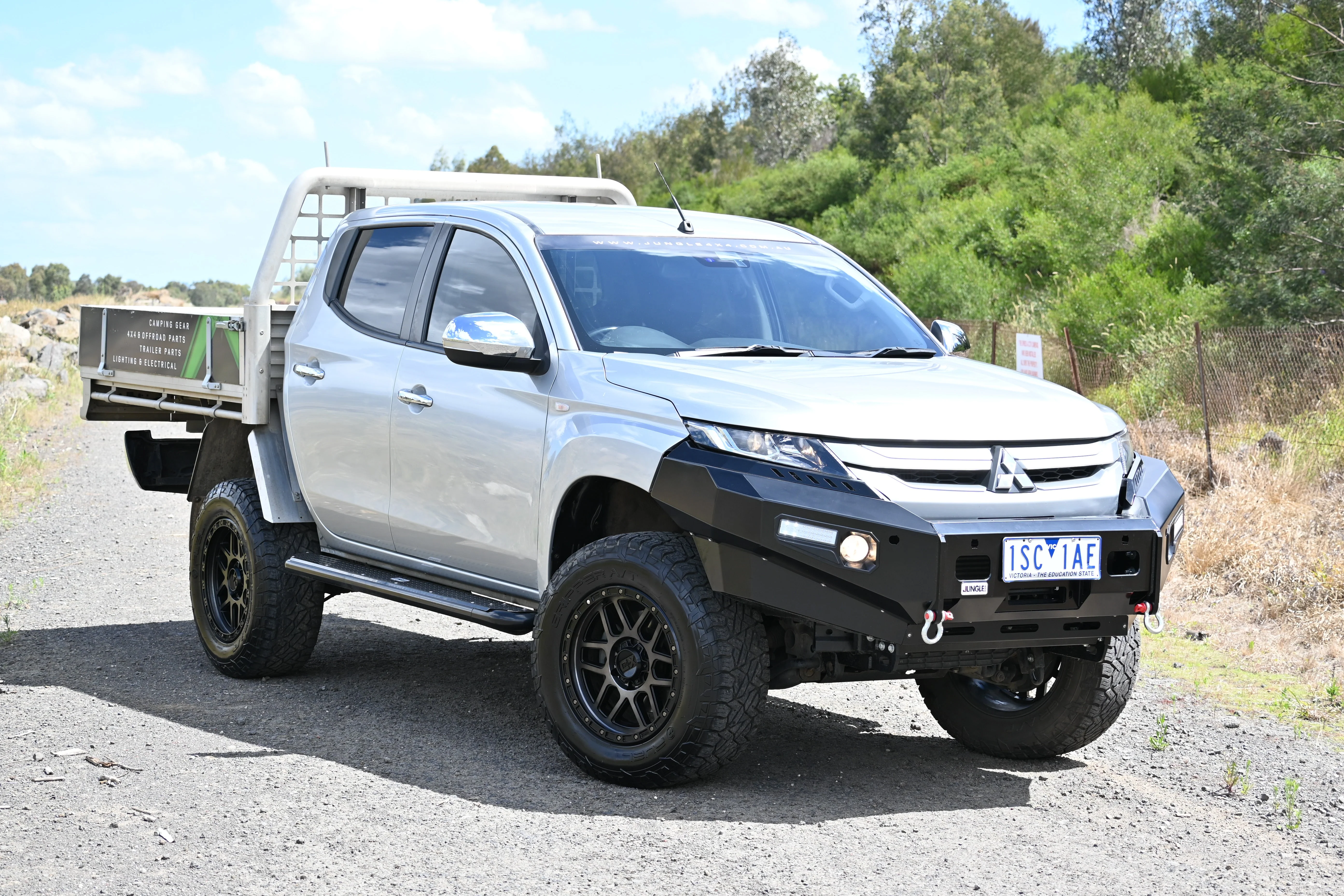 Mitsubishi Triton (2018-2023) MR Jungle 4x4 Commercial Bull Bar - Image 4