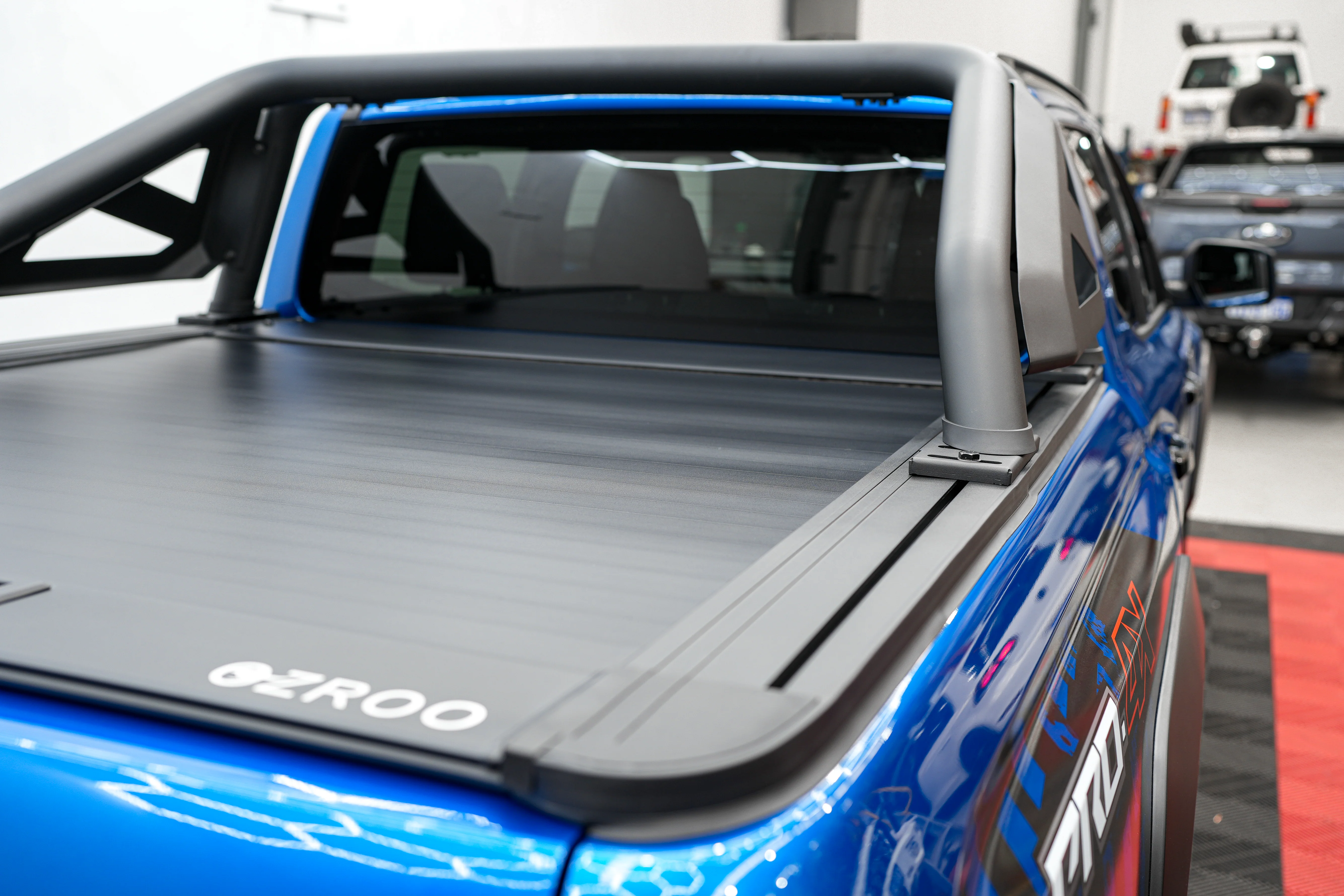 Nissan Navara (2026-2030) D27 New Generation Ozroo Manual Rollercover - Image 17