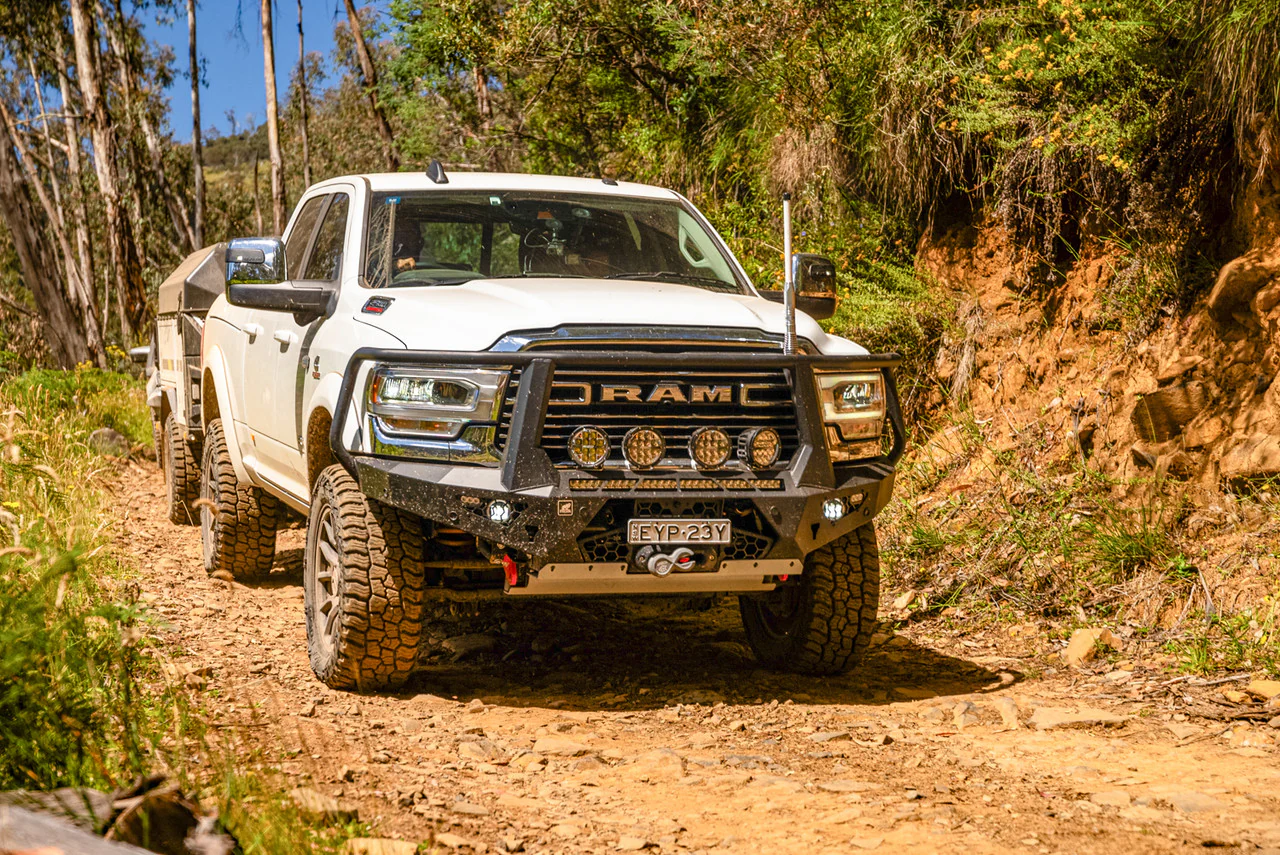 RAM 2500 (2019-2025) Offroad Animal Predator Bull Bar - Image 4