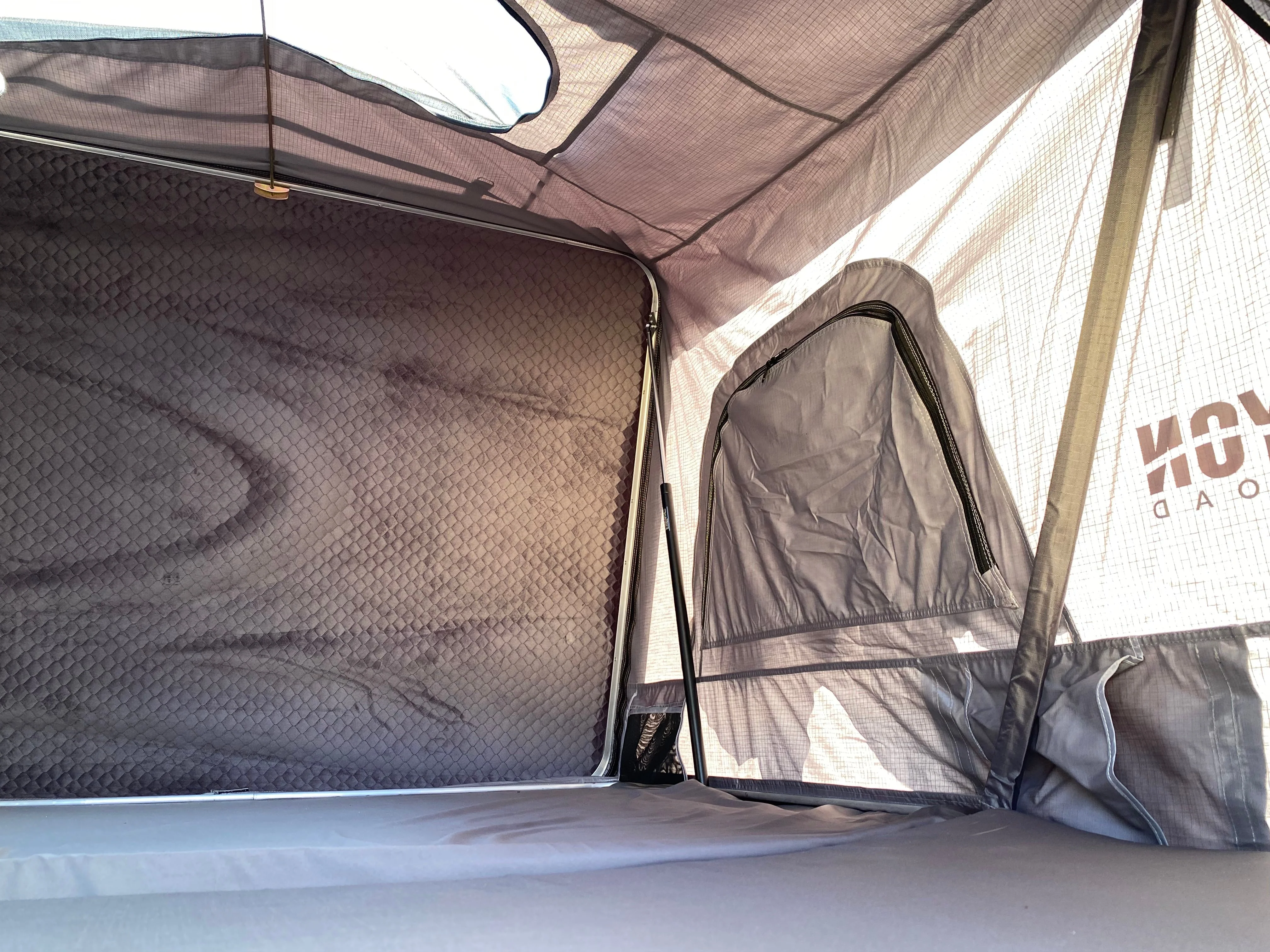 Rooftop/ Tubrack/ Rollercover Package - 2 Person Hard Shell Tent - Image 7