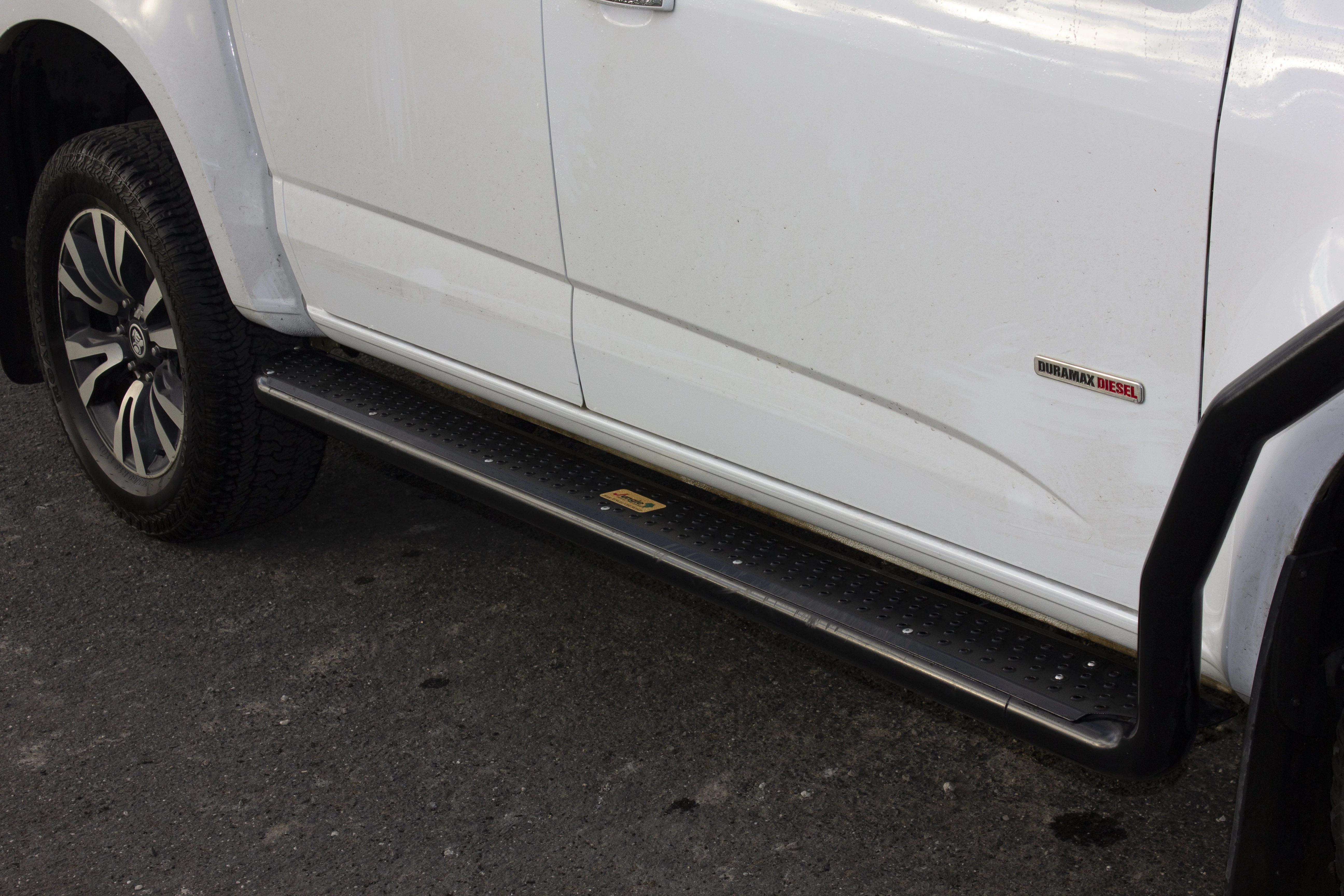 Holden Colorado (2016-2019) RG Jungle 4x4 Side Steps