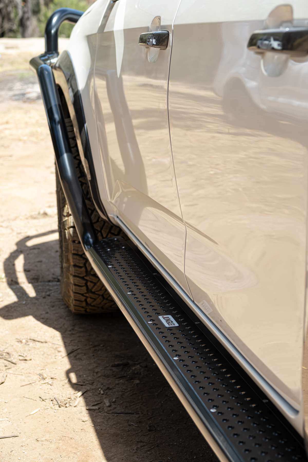Isuzu D-MAX (2020-2024) Jungle 4x4 Side Steps - Image 3
