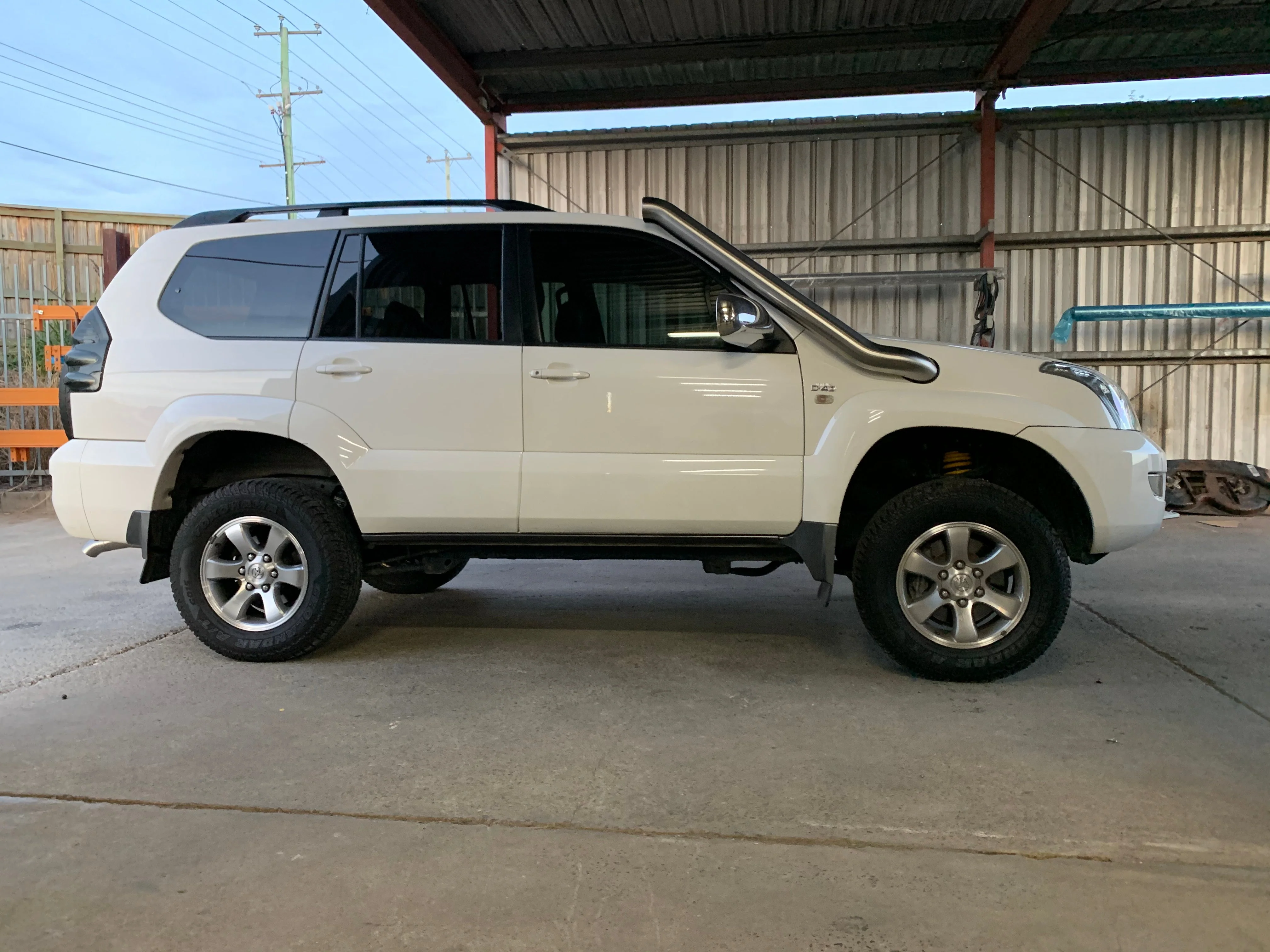 Toyota Prado (2002–2009) 120 Series 4" Stainless Steel Snorkel Kit - Meredith Metalworks - Image 3