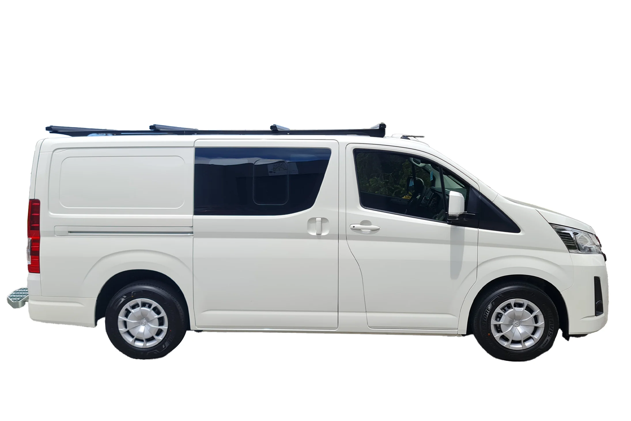 Toyota Hiace SLWB H/Roof (05/19 – Current) Trademax Crossbars x 4 Wedgetail - Image 4