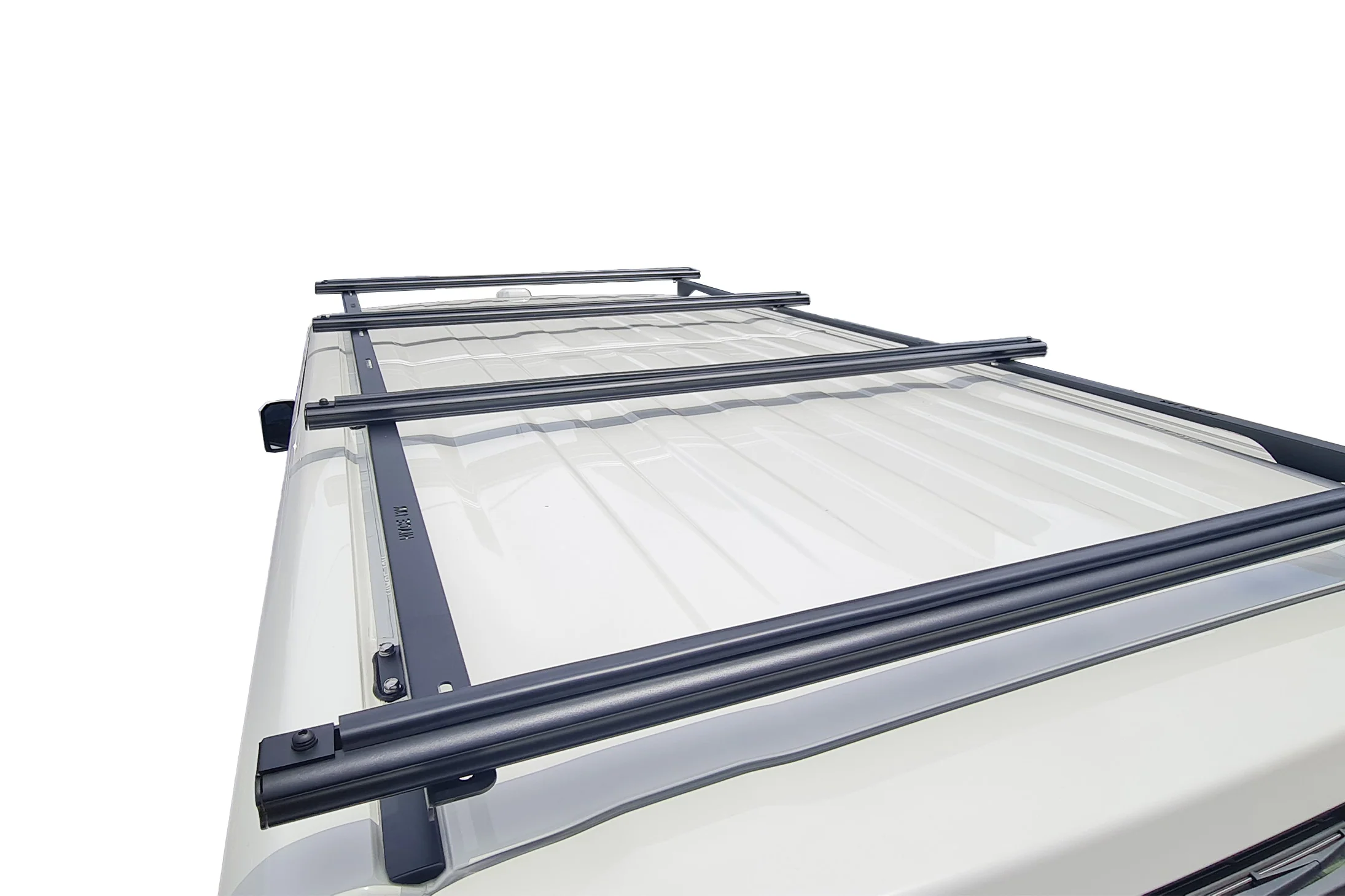 Toyota Hiace SLWB H/Roof (05/19 – Current) Trademax Crossbars x 4 Wedgetail - Image 5