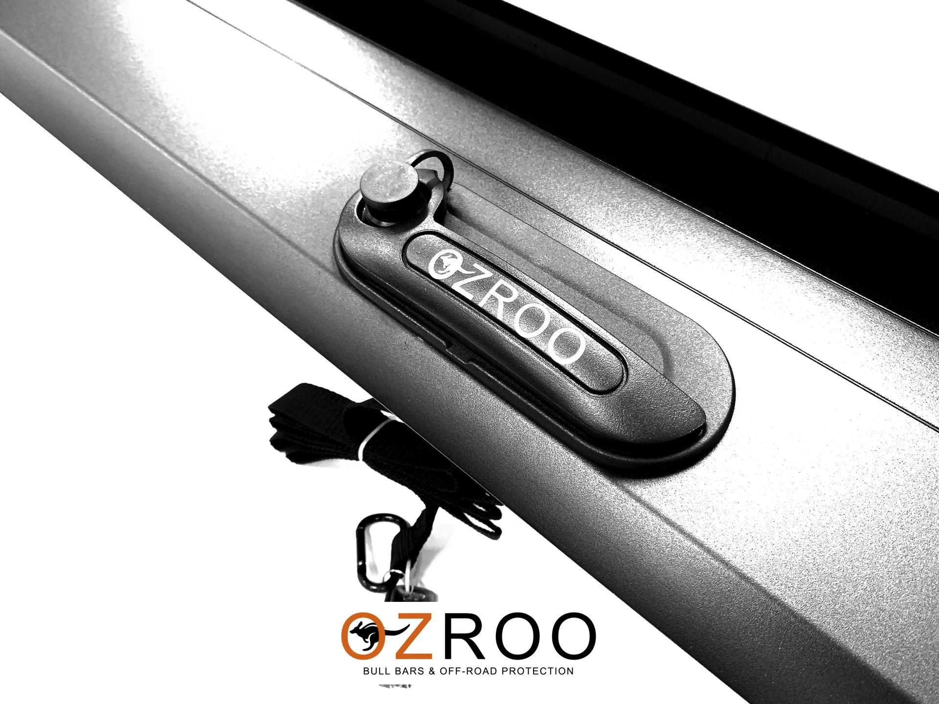 Toyota Hilux (2015-2025) EXTRA CAB GUN Lockable Roller Ute Tray Cover - Image 11