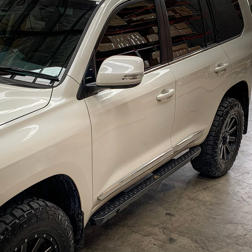 Toyota Landcruiser 200 Series (2007-2021)  Wagon Petrol 4.7ltr V8  Offroad Animal Rock Slider Steps