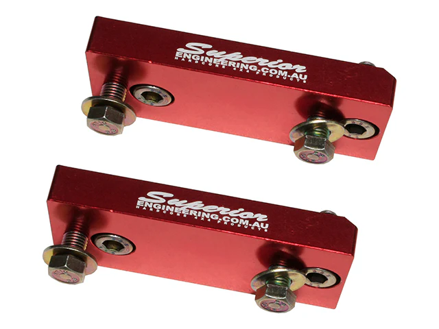 Toyota LandCruiser (2021-2024) Superior Engineering Superior Sway Bar Relocation Plates Suitable For Toyota (82mm Bolt Spacing) (Pair) - VSB-01