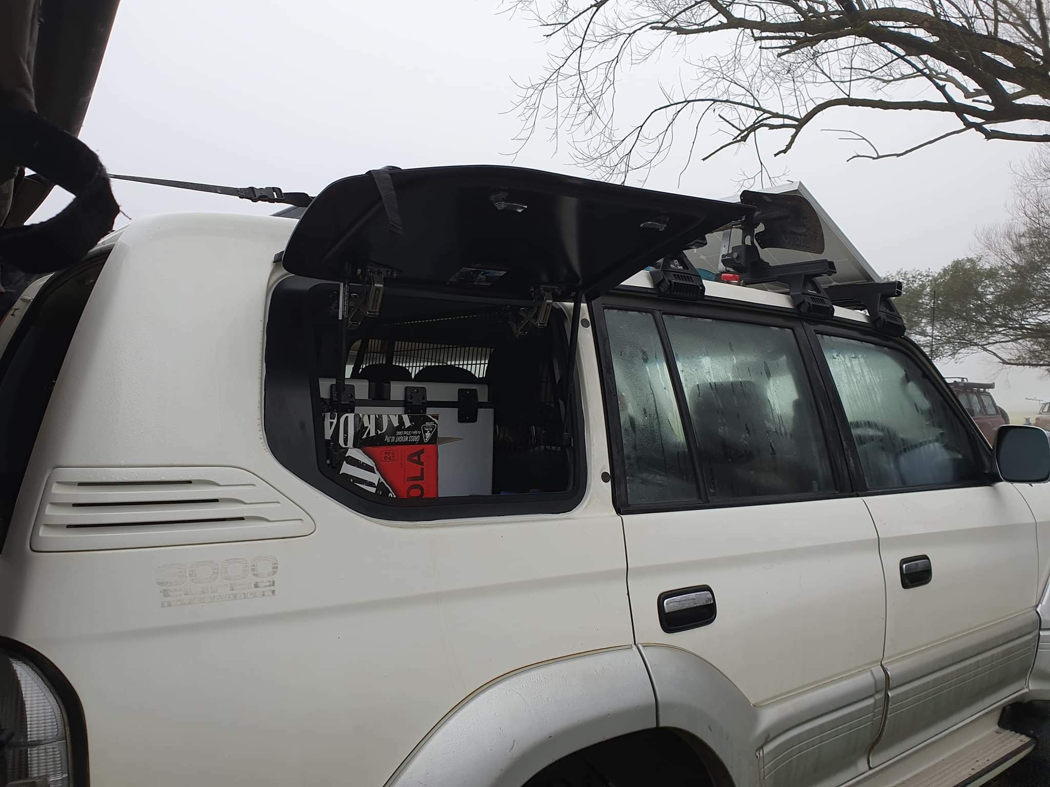 Toyota Prado 90 Series Emu Wing Window Vehicle Access - FLAT ALUMINIUM - Image 4