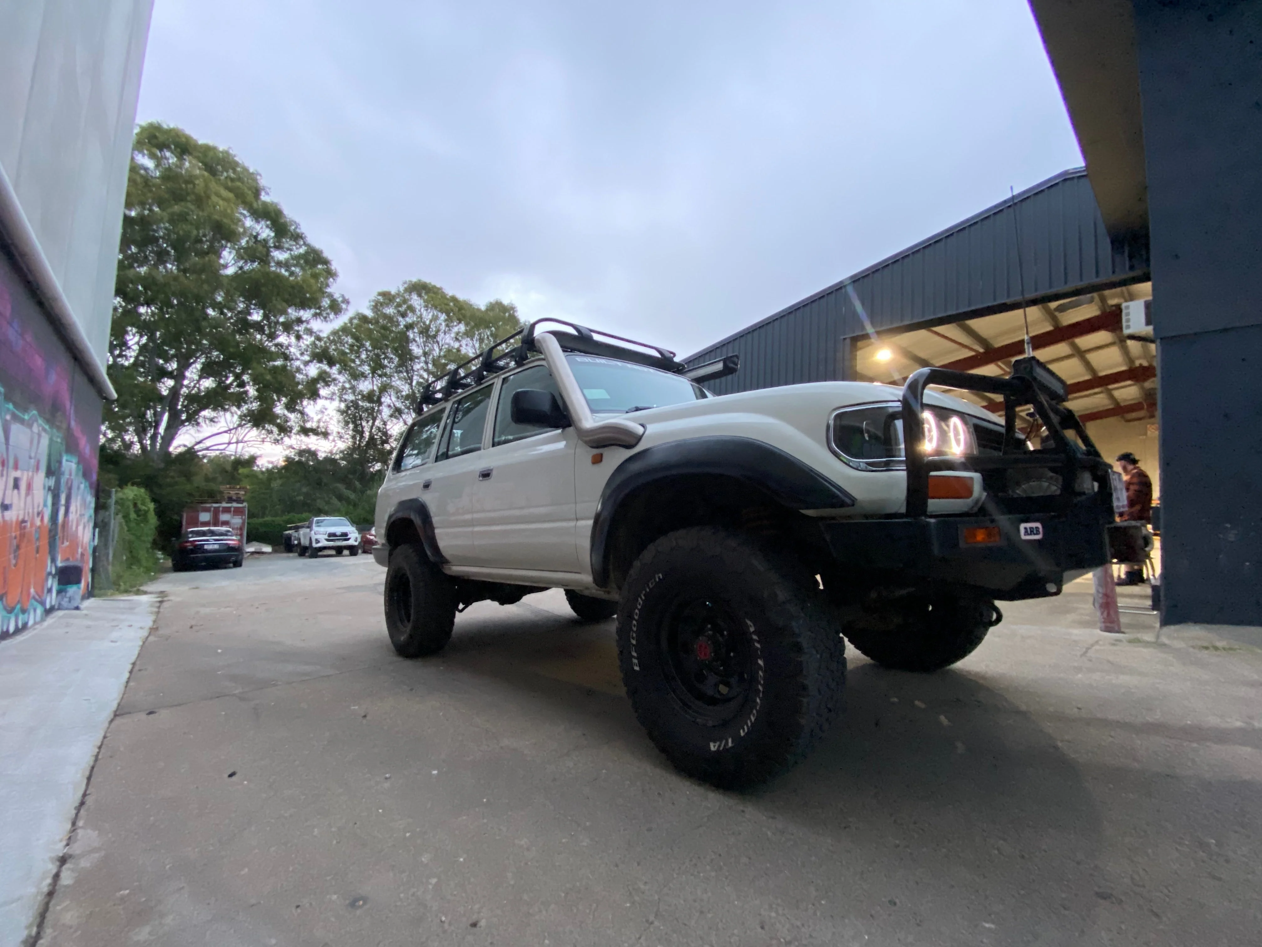Toyota Landcruiser (1998-2007) TWIN 100/105 Series LandCruiser 4" Stainless Steel Snorkel Kit - Meredith Metalworks - Image 4