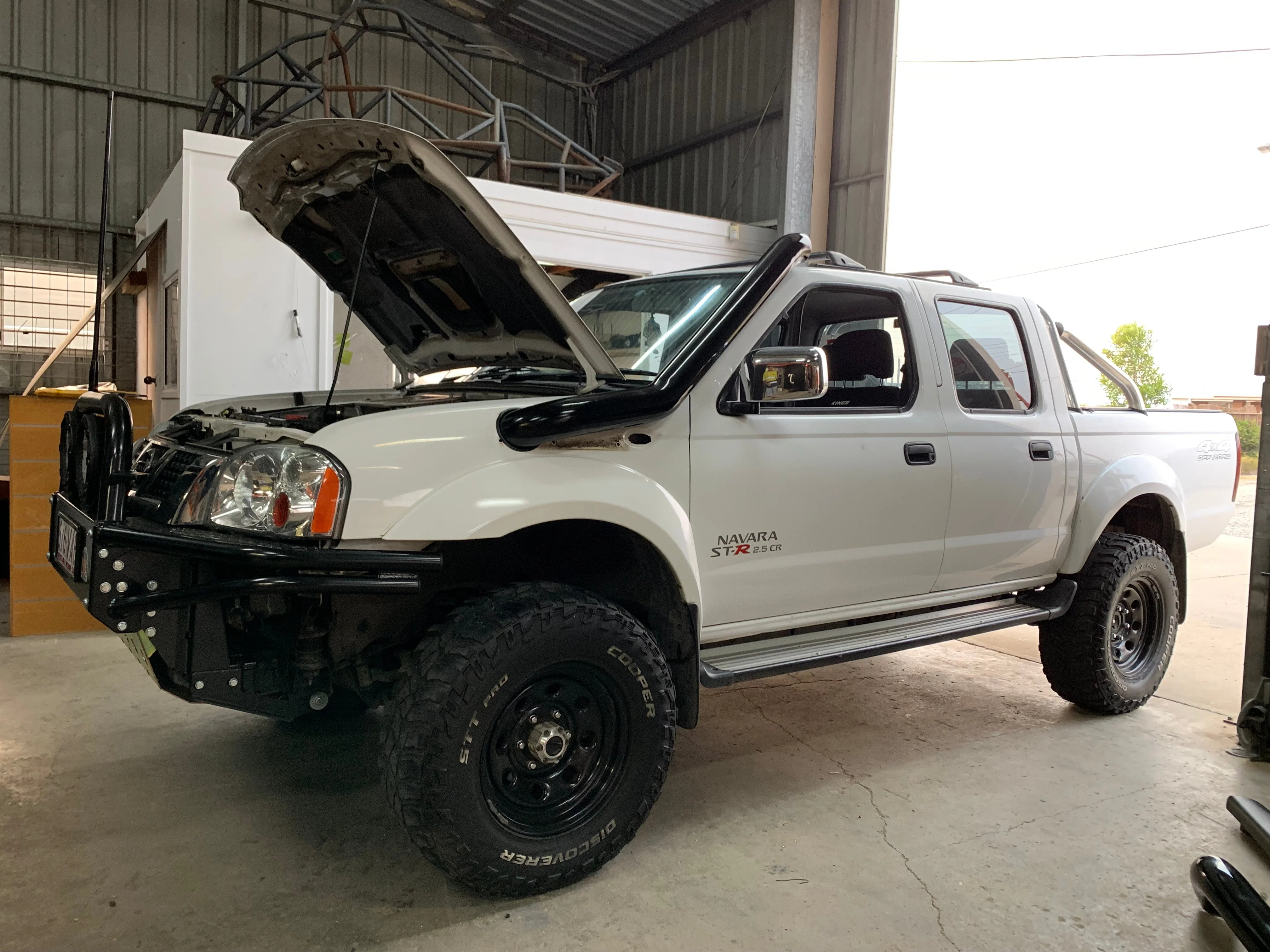 Nissan Navara (1997-2015) D22 TWIN 4" Stainless Steel Snorkel Kit - Mewredith Metalworks