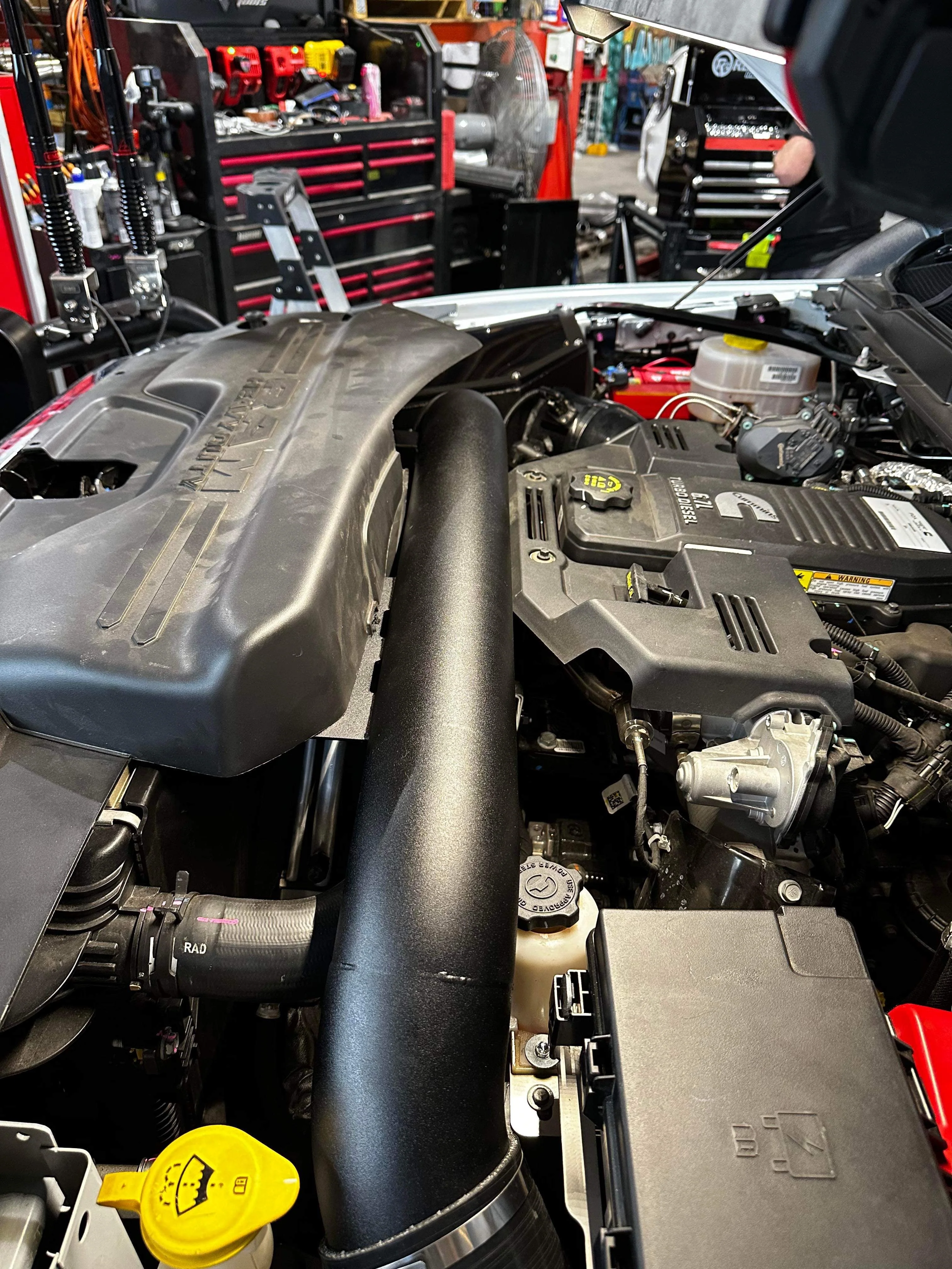 Dodge RAM (2019-2022) 2500HD -TWIN 5" Snorkel Kits - Meredith Metalworks